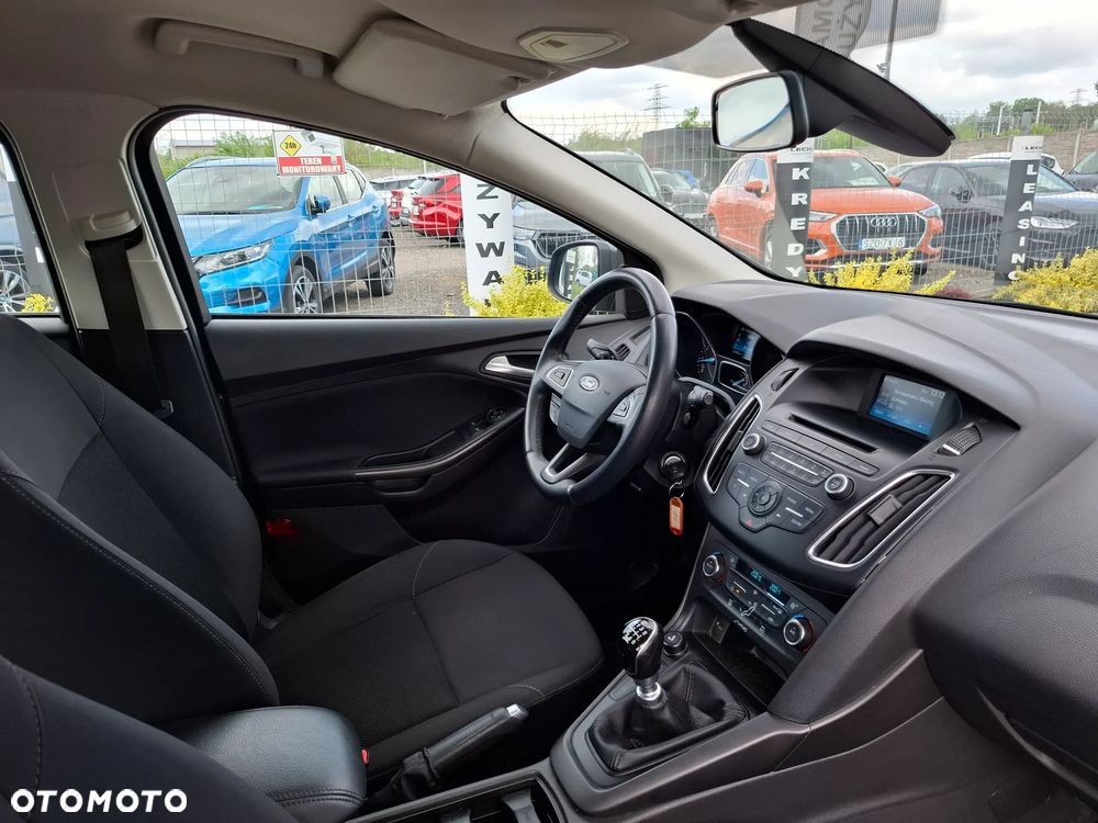 Ford Focus - 21