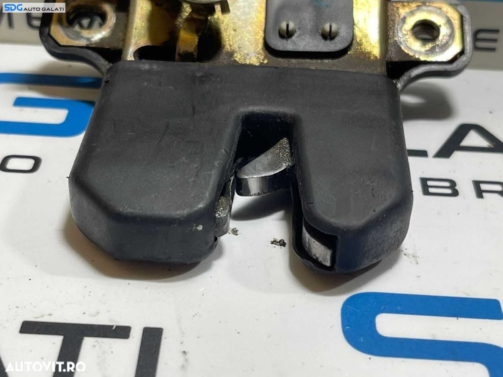 Broasca Incuietoare Capota Portbagaj Volkswagen Passat B5.5 Berlina Sedan 2001 - 2005 Cod 3B5827505J [B3349] - 4