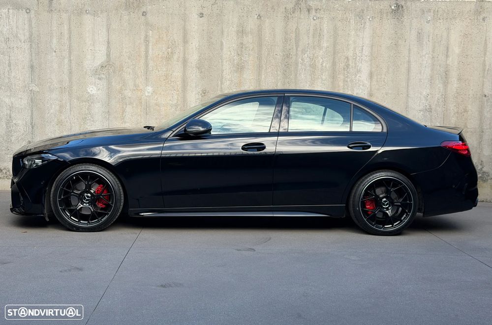 Mercedes-Benz C 220 d AMG Line - 4