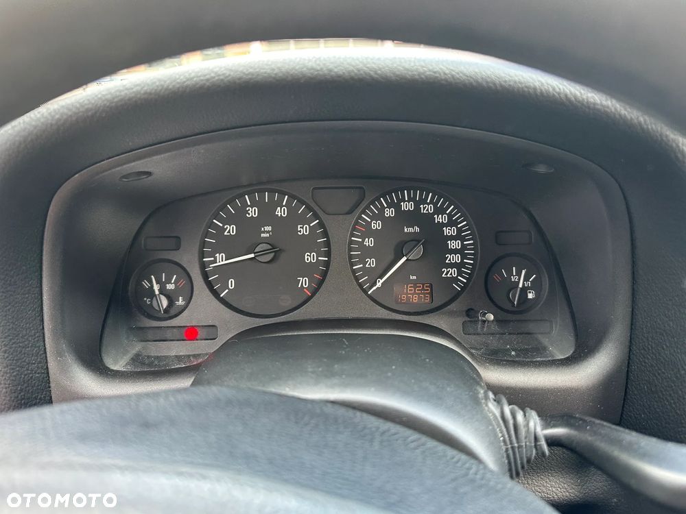 Opel Astra - 8