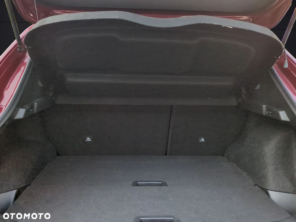 Nissan Qashqai 1.3 DIG-T N-Connecta EU6d - 28
