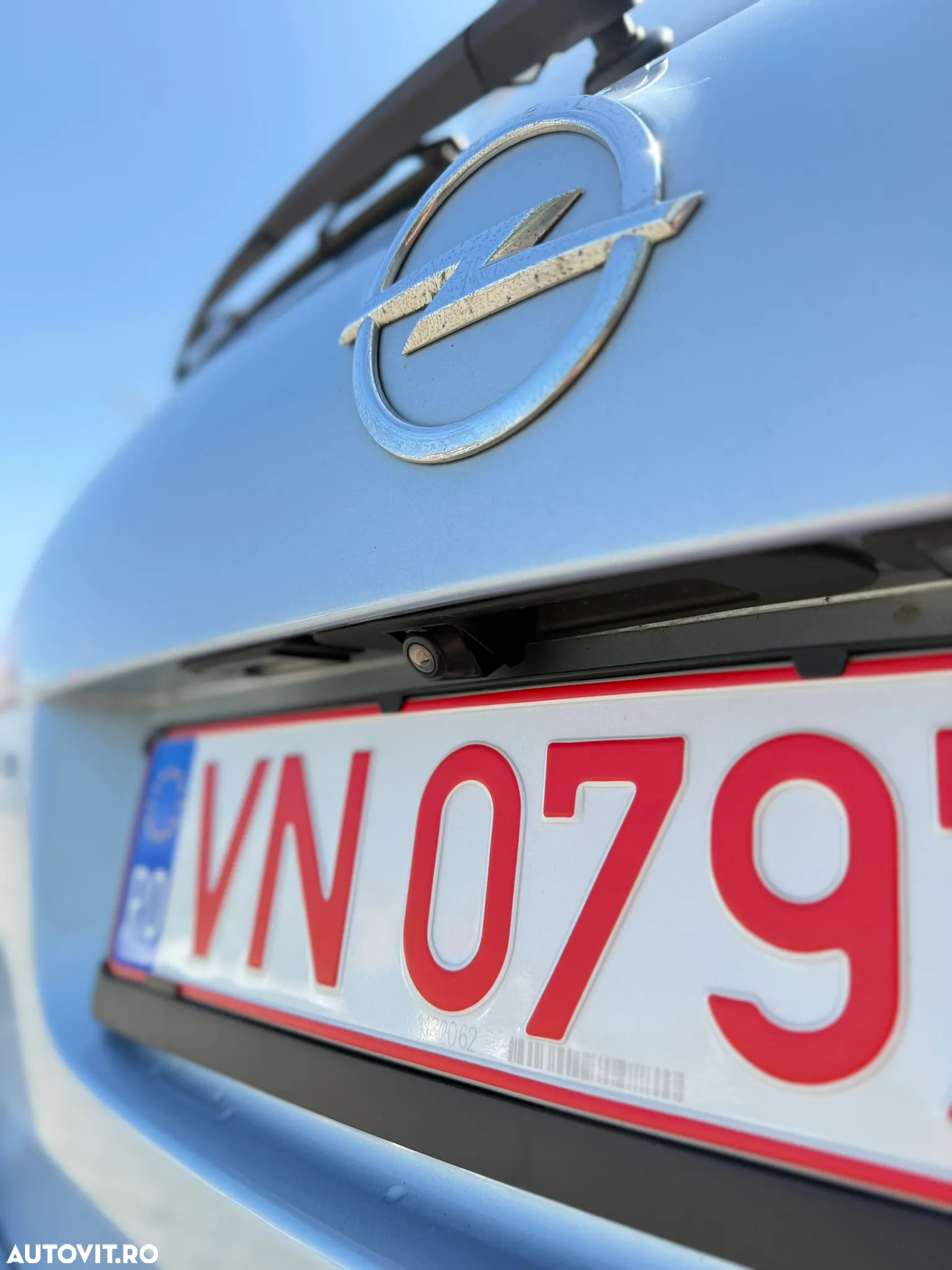 Opel Astra 2.0 CDTI Exklusiv - 7