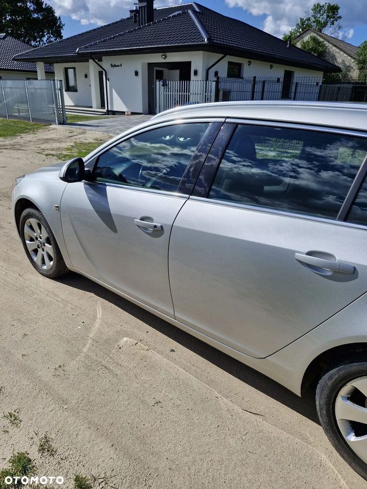 Opel Insignia 1.8 Sport - 10