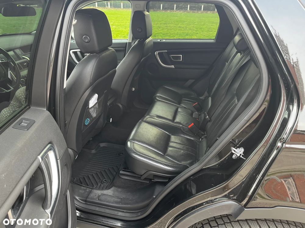 Land Rover Discovery Sport TD4 Sky View - 8