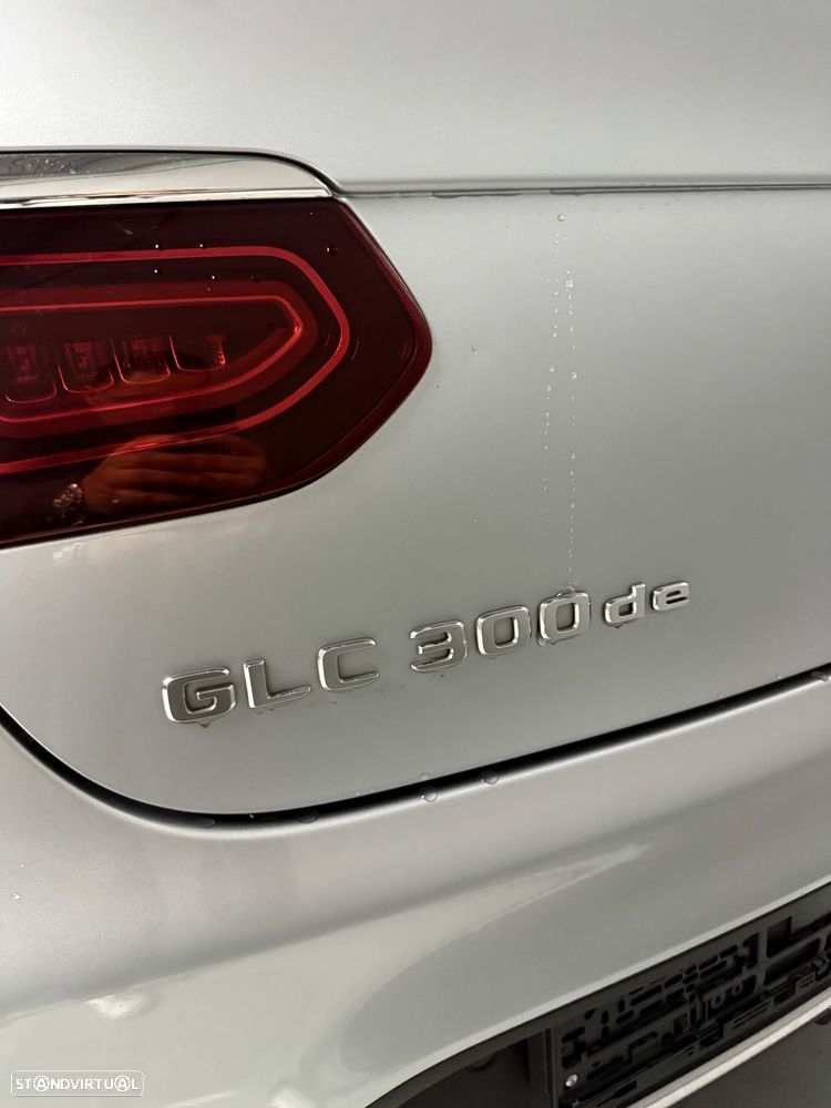 Mercedes-Benz GLC 300 de Coupe 4Matic 9G-TRONIC AMG Line - 30
