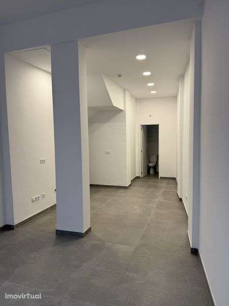 Loja Quarteira comercio e servicos - Grande imagem: 2/12