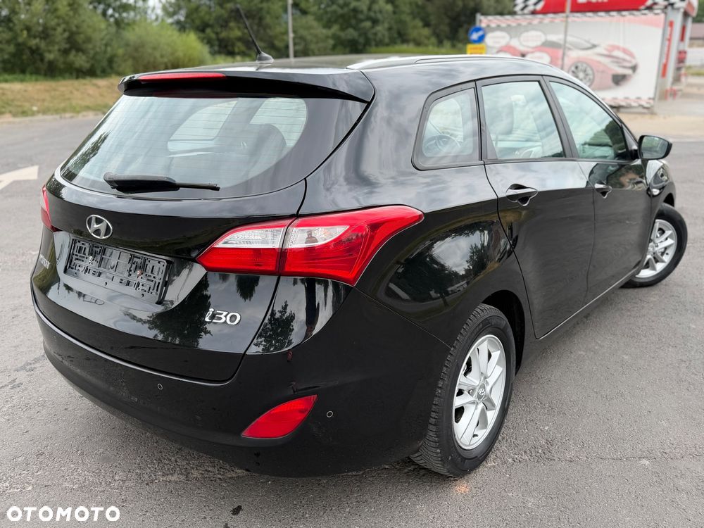 Hyundai i30 1.4 Comfort EU5 - 3
