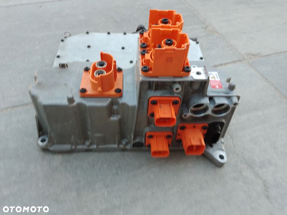 PRZETWORNICA NAPIĘCIA PORSCHE TAYCAN 9J1915539DG - 2