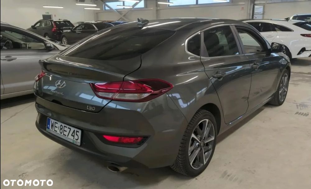 Hyundai i30 1.5 T-GDI 48V Smart DCT - 2