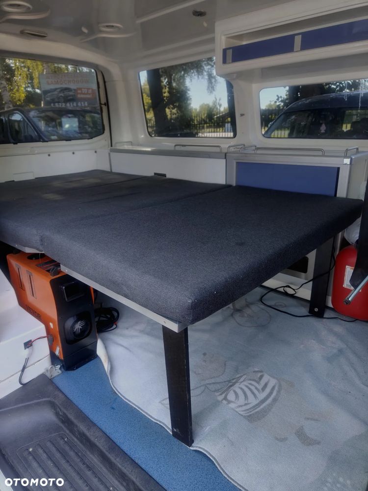 Volkswagen Transporter - 10