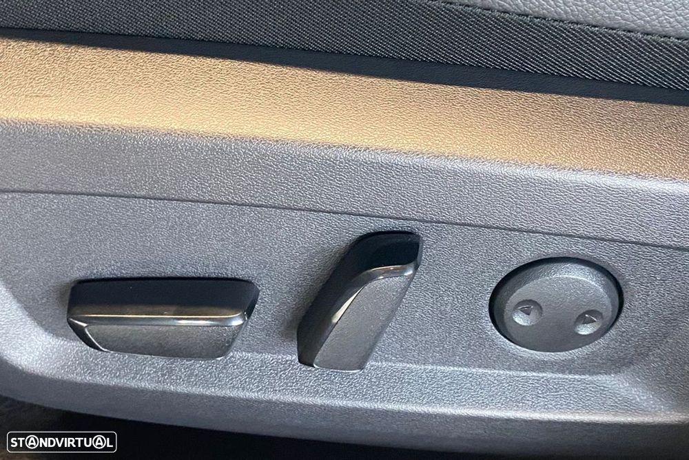 Nissan Qashqai 1.3 DIG-T Evolve + Two Tone Xtronic - 10