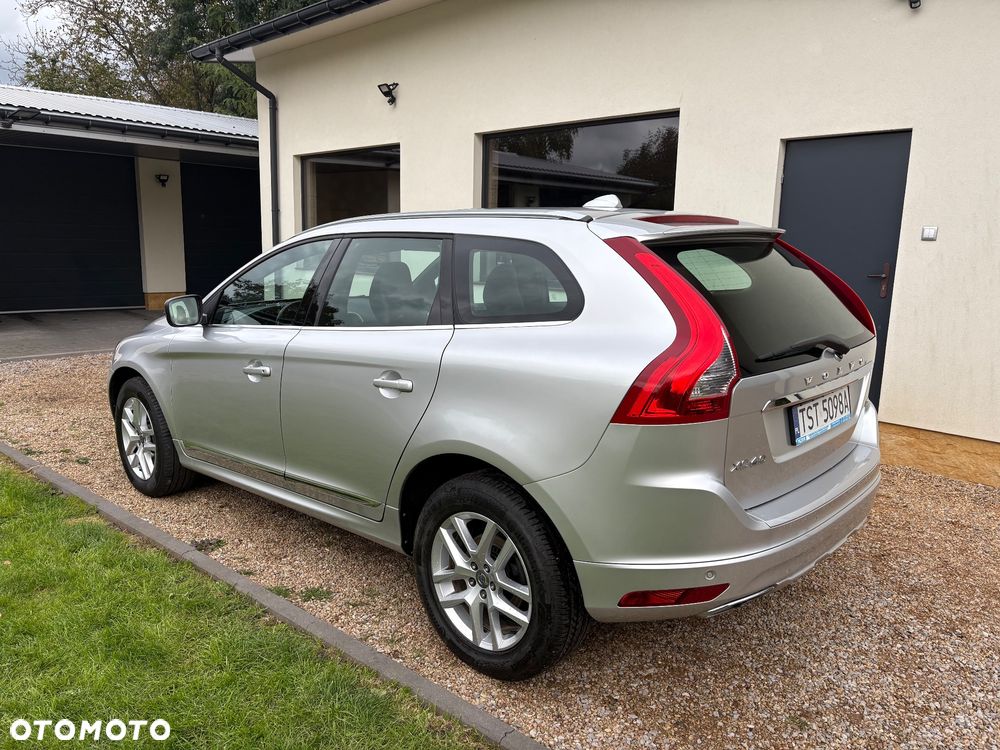 Volvo XC 60 D4 Geartronic Summum - 4