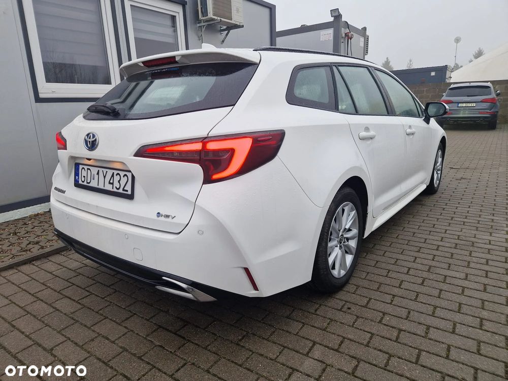 Toyota Corolla 1.8 Hybrid Comfort - 7