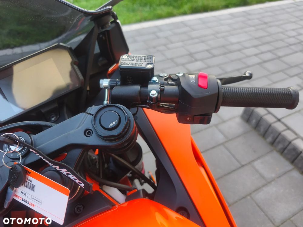 KTM RC 125 - 25