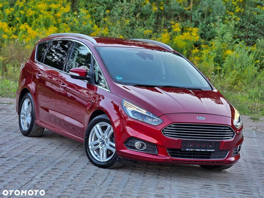 Ford S-Max 2.0 EcoBoost Titanium - 2