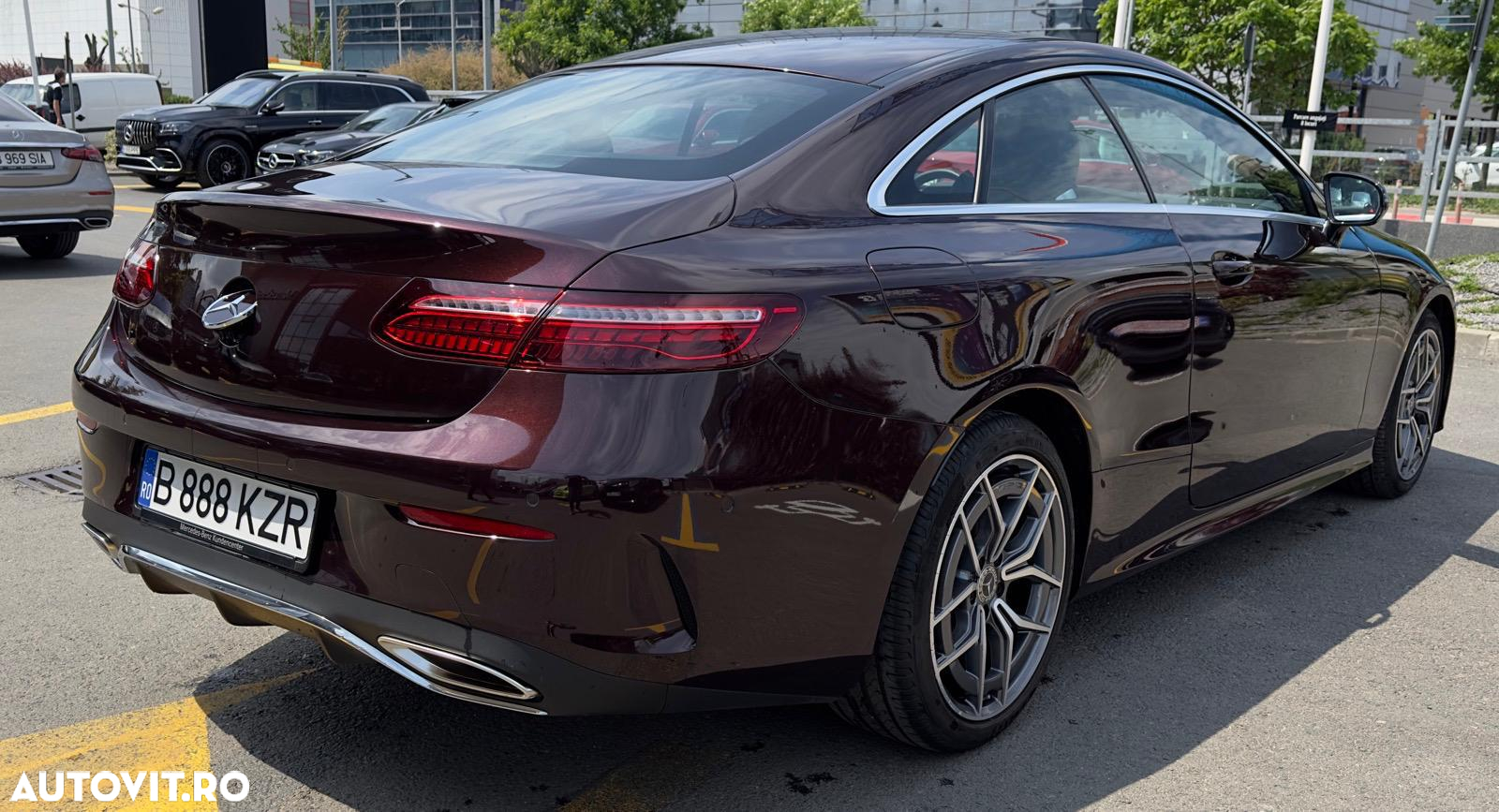 Mercedes-Benz E - 8