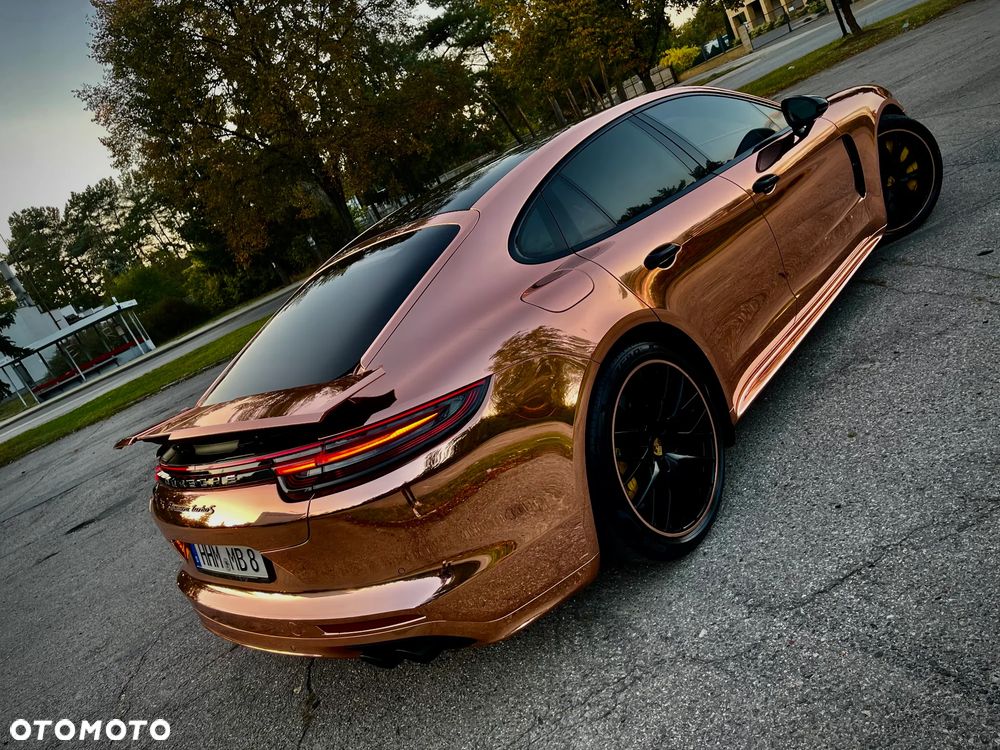 Porsche Panamera - 32
