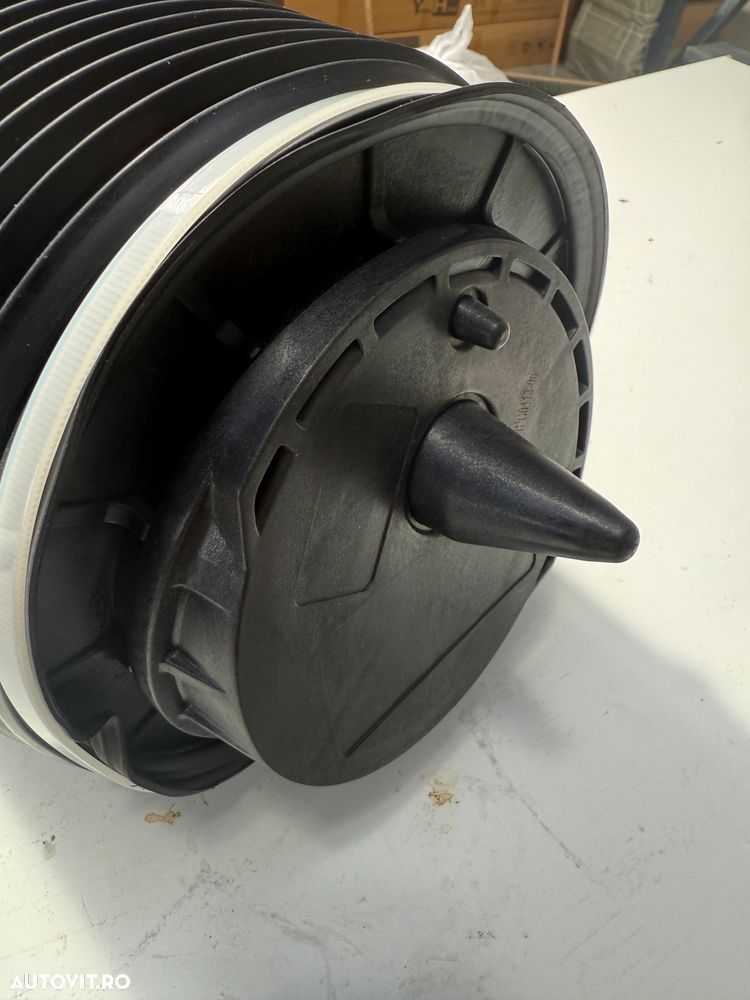 Pernă aer spate stanga audi q8 q7 q5 Porsche Cayenne vw Touareg CR NOUĂ - 4