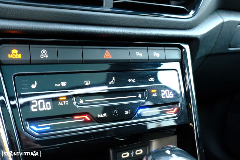 VW T-Roc 1.5 TSI R-Line DSG - 22