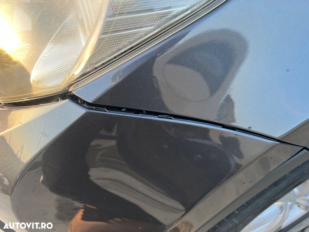 Toyota RAV4 2.2 D-4CAT 4WD Aut Luxury - 5