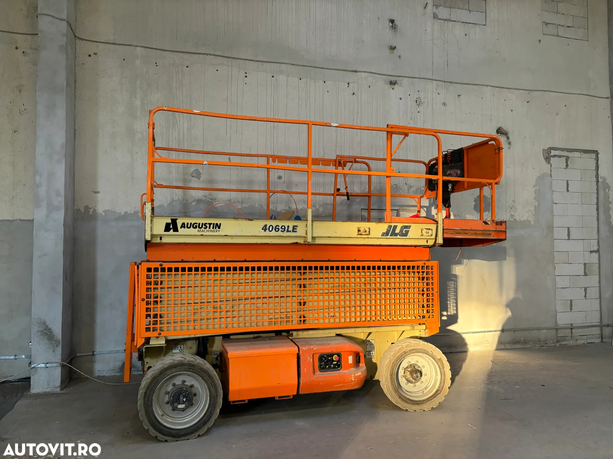 Utilaje pentru constructii - 11