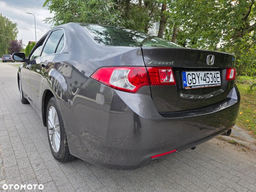 Honda Accord 2.0 Elegance - 11