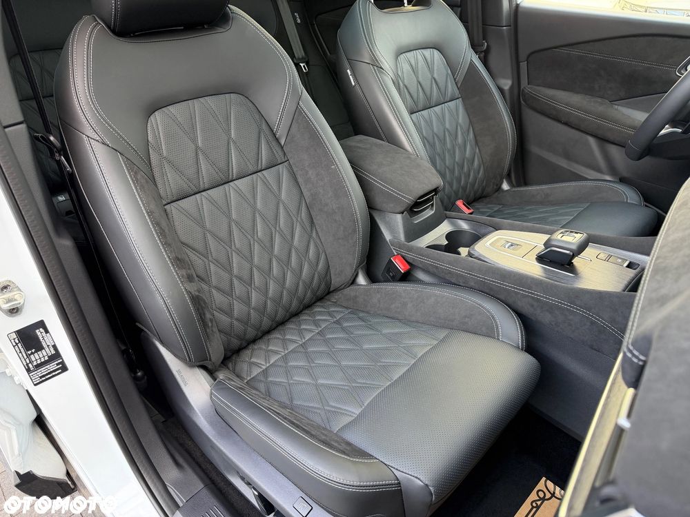 Nissan Qashqai 1.3 DIG-T MHEV Xtronic Tekna+ - 32