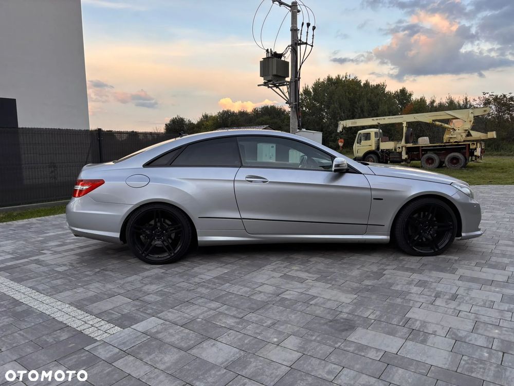 Mercedes-Benz Klasa E 350 BlueEffICIENCY - 12