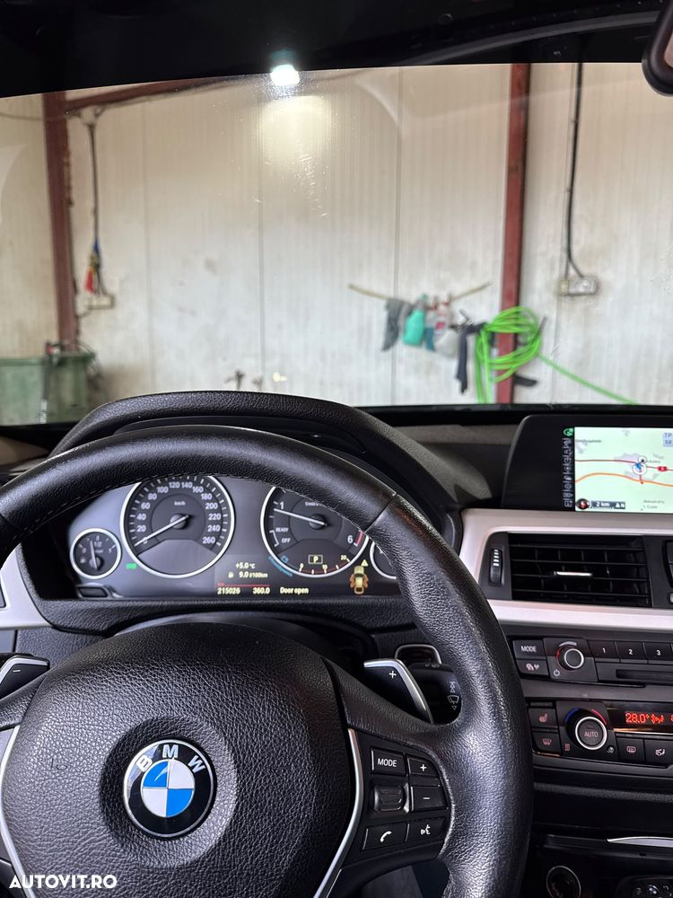 BMW Seria 3 320d Aut. - 9