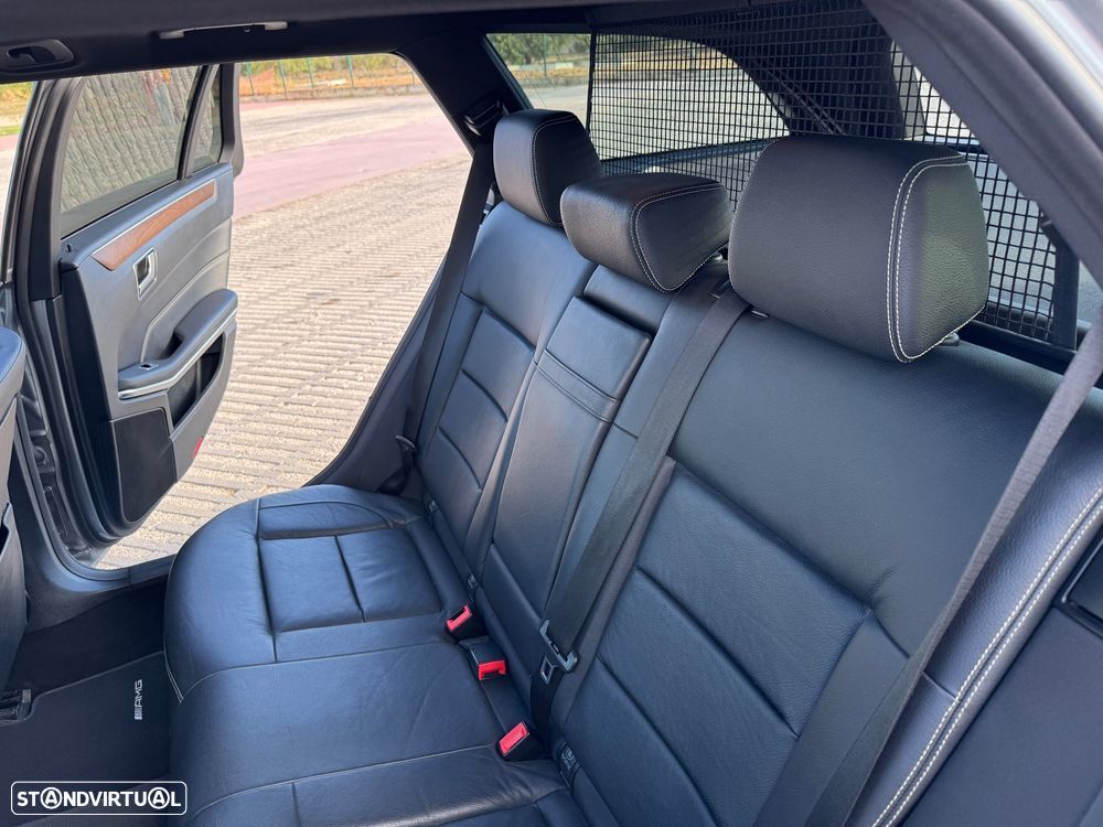 Mercedes-Benz E 300 Bluetec Hybrid Avantgarde - 9