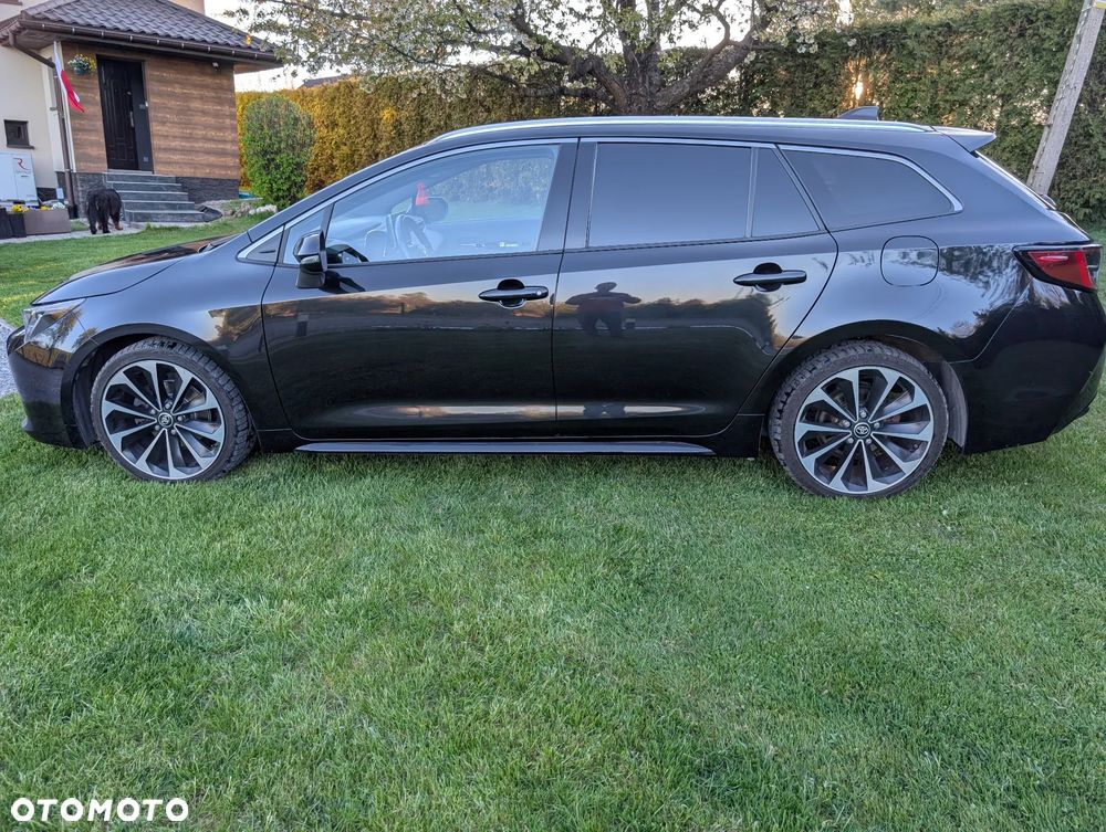 Toyota Corolla - 12