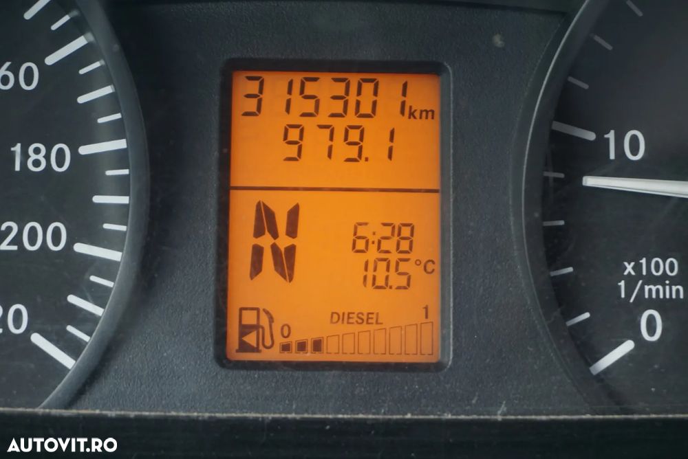 Mercedes-Benz Vito - 10