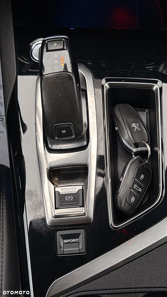 Peugeot 3008 THP 165 EAT6 Stop & Start Allure - 13