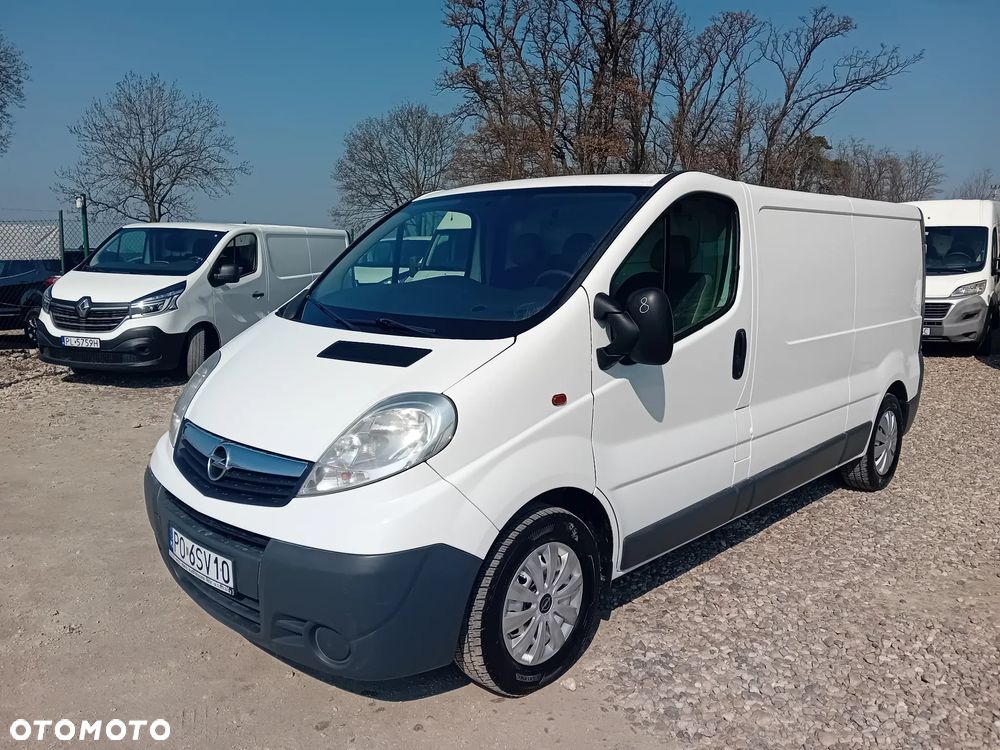 Opel Vivaro - 1