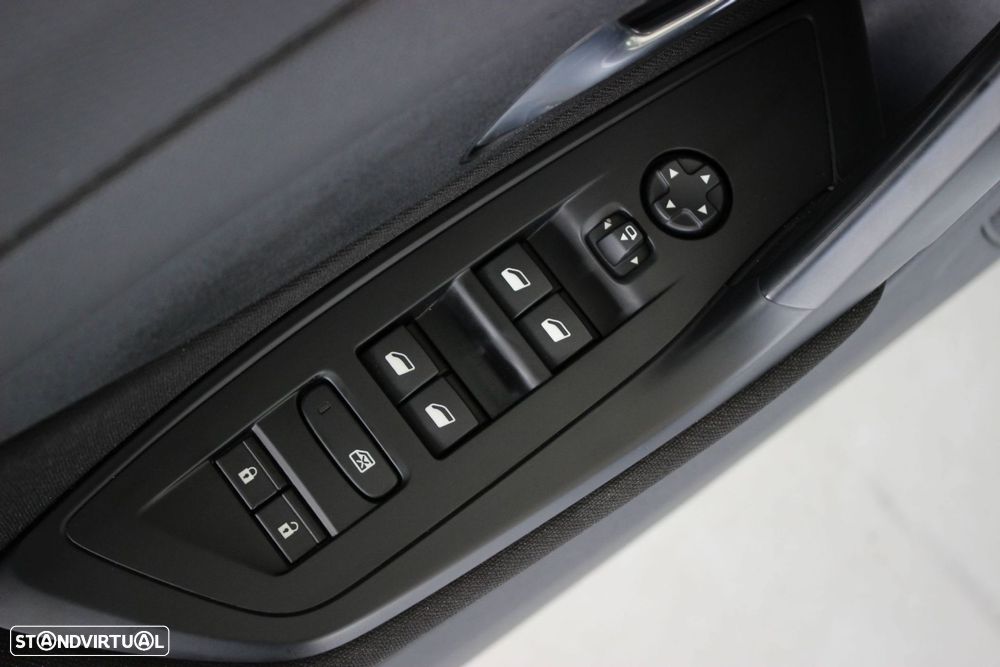 Peugeot 308 SW 1.6 Hybrid Active Pack e-EAT8 - 13