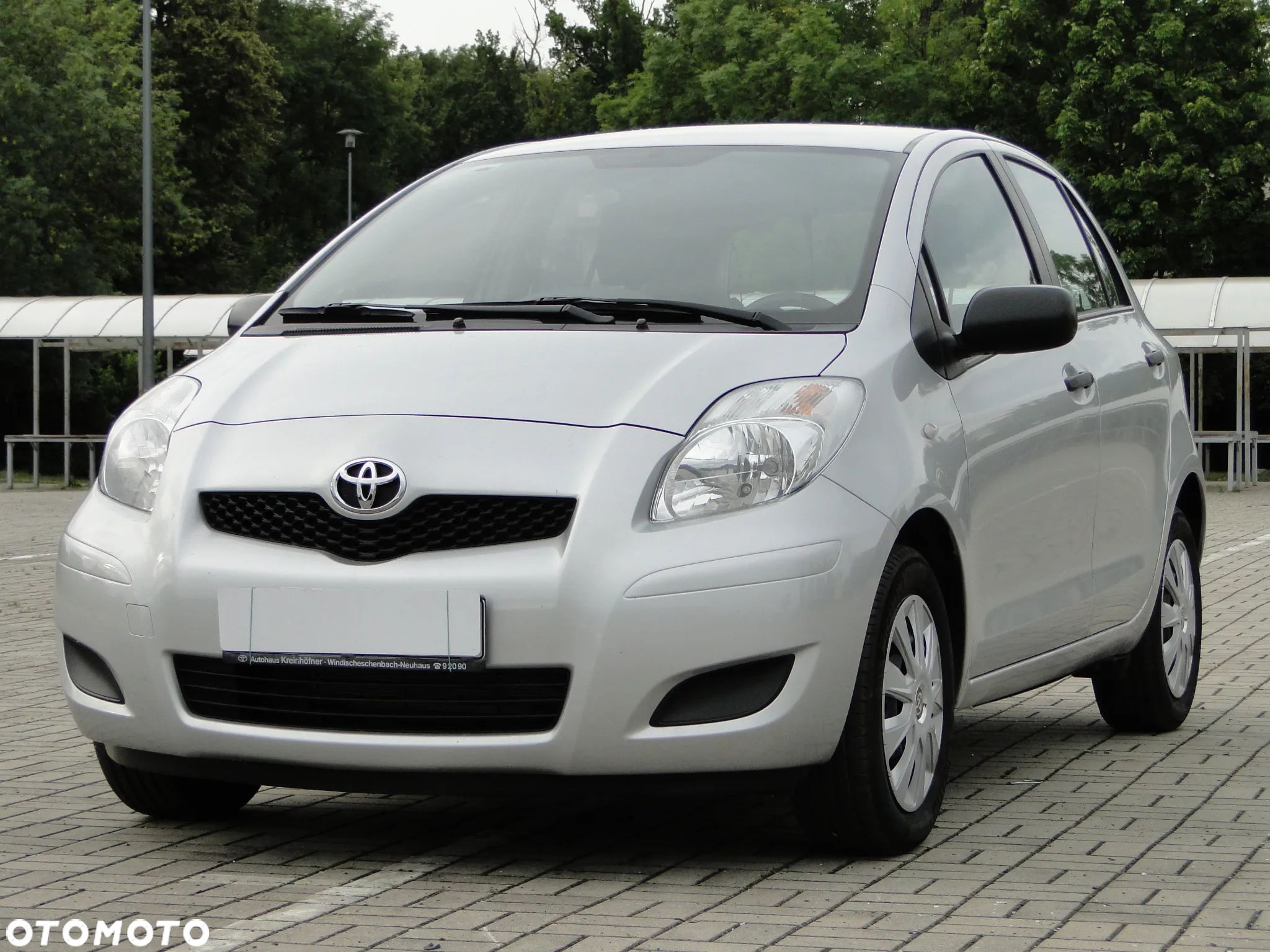 Toyota Yaris - 1