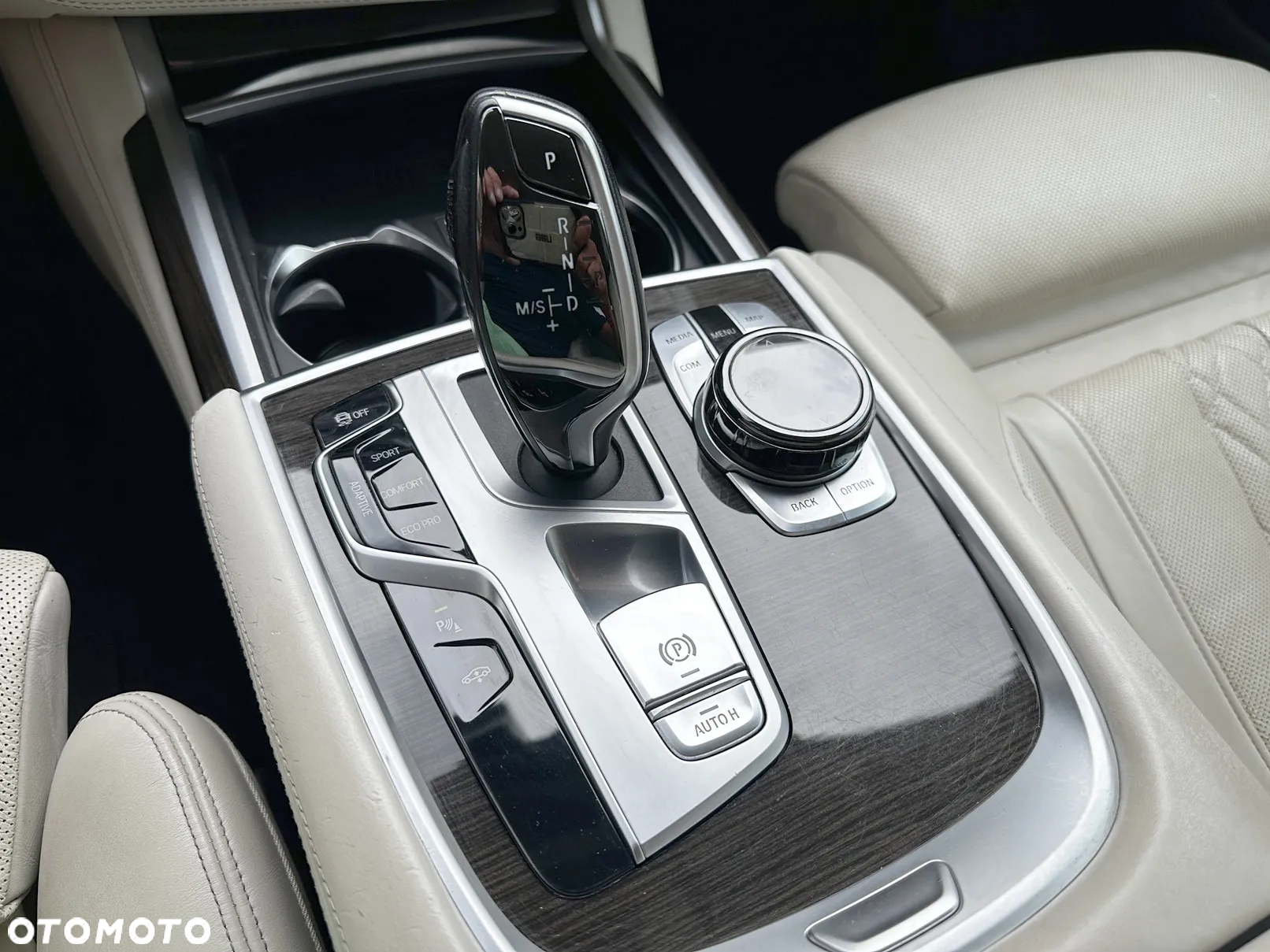 BMW Seria 7 740Ld xDrive sport - 11