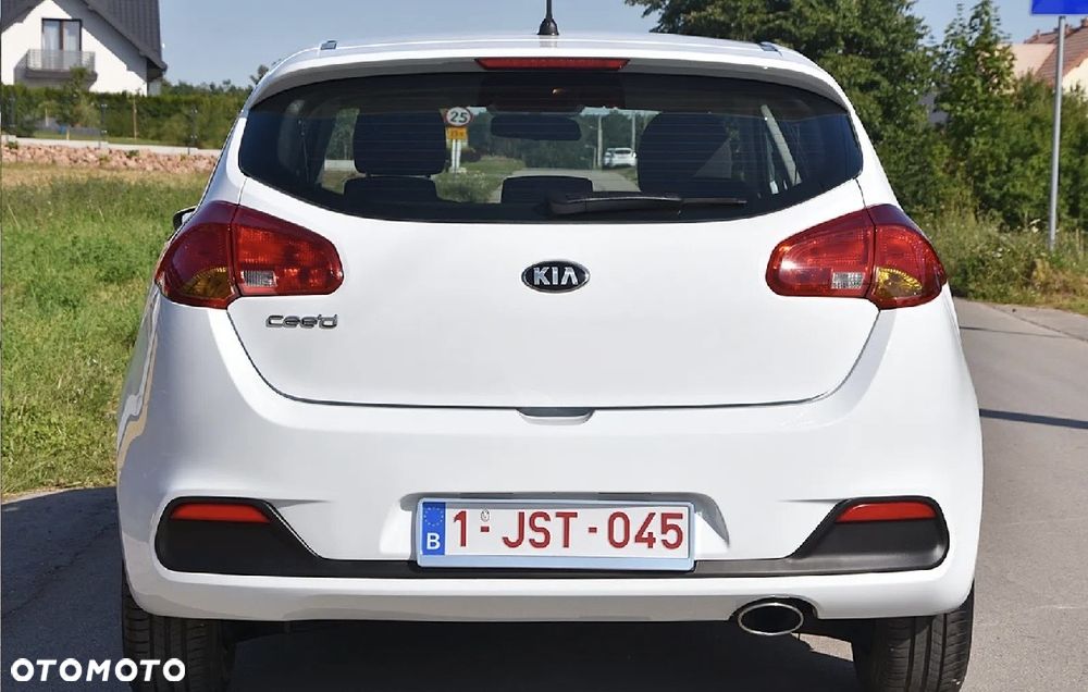Kia Ceed - 7