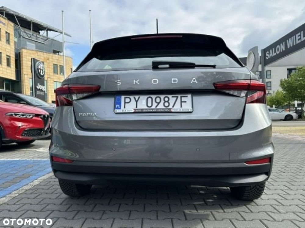 Skoda Fabia 1.0 TSI Selection - 5