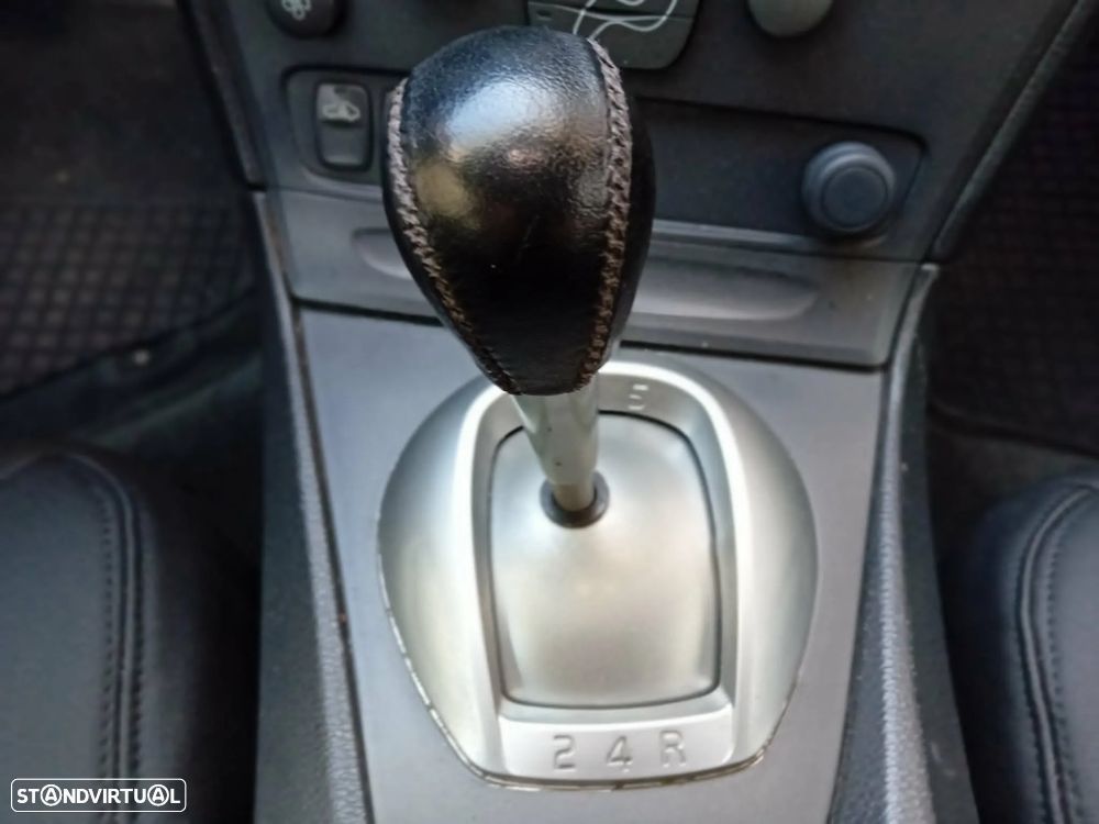 Volvo S60 2.4 D5 - 7