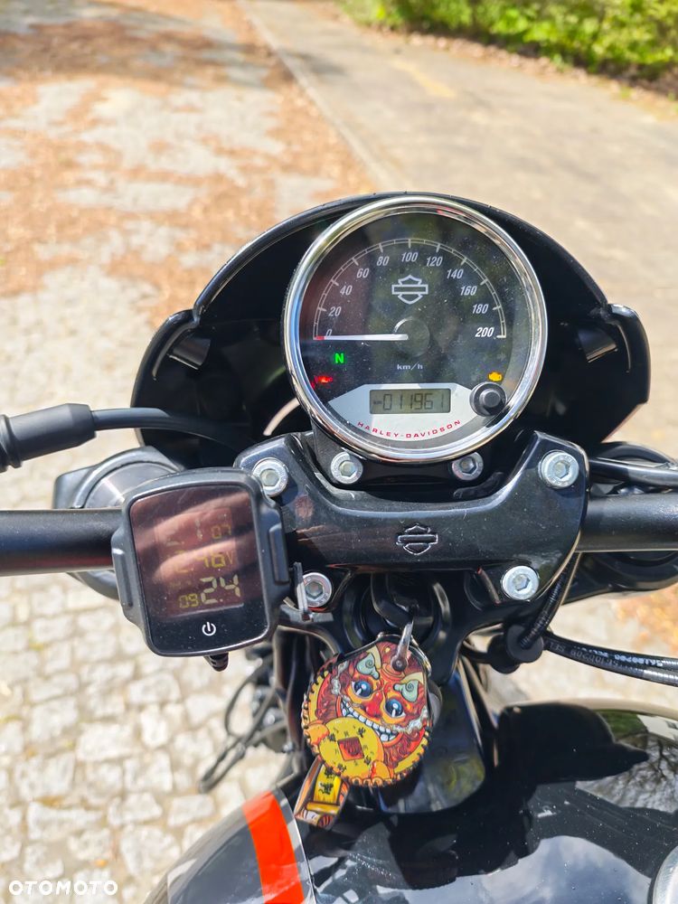 Harley-Davidson Street Rod XG 750A - 10