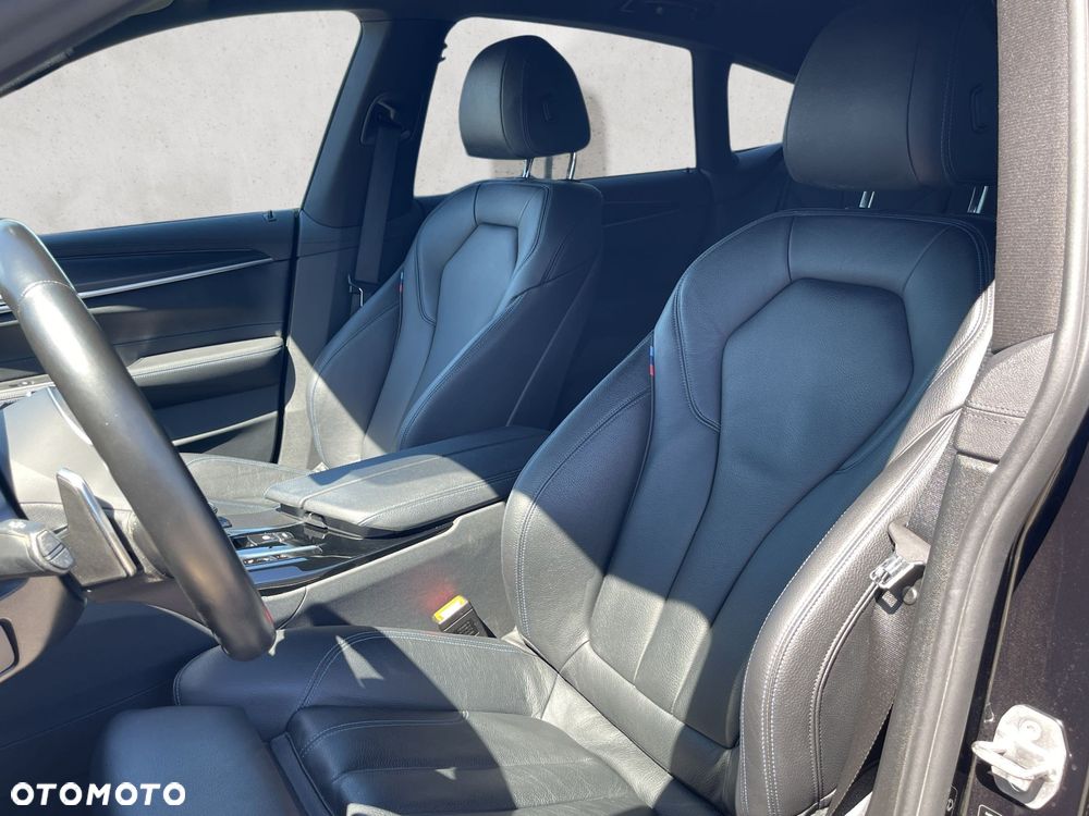 BMW 6GT 640i GPF xDrive M Sport sport - 12
