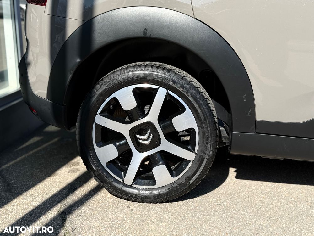 Citroën C4 Cactus 1.2 PureTech S&S BVM6 Feel - 37