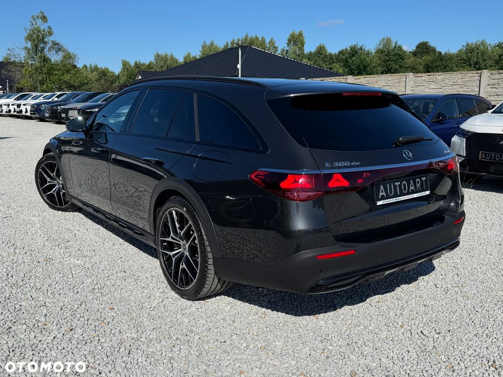 Mercedes-Benz Klasa E 300 de PHEV 4-Matic Avantgarde 9G-Tronic - 11