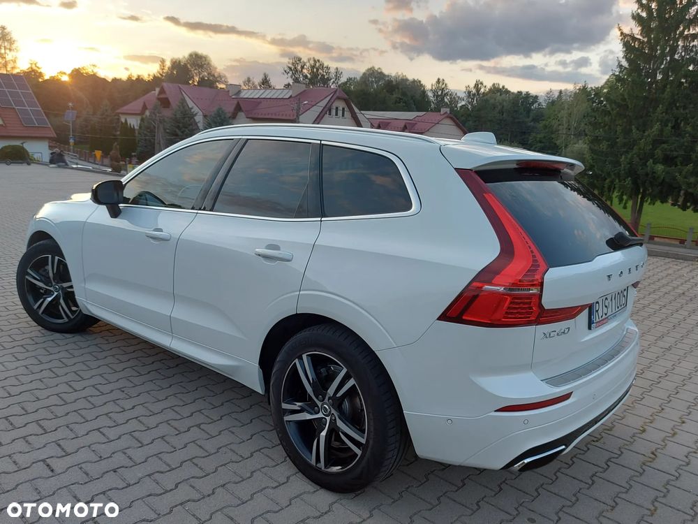Volvo XC 60 T6 AWD R-Design - 12