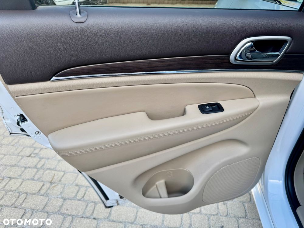 Jeep Grand Cherokee 3.6 V6 Overland - 18