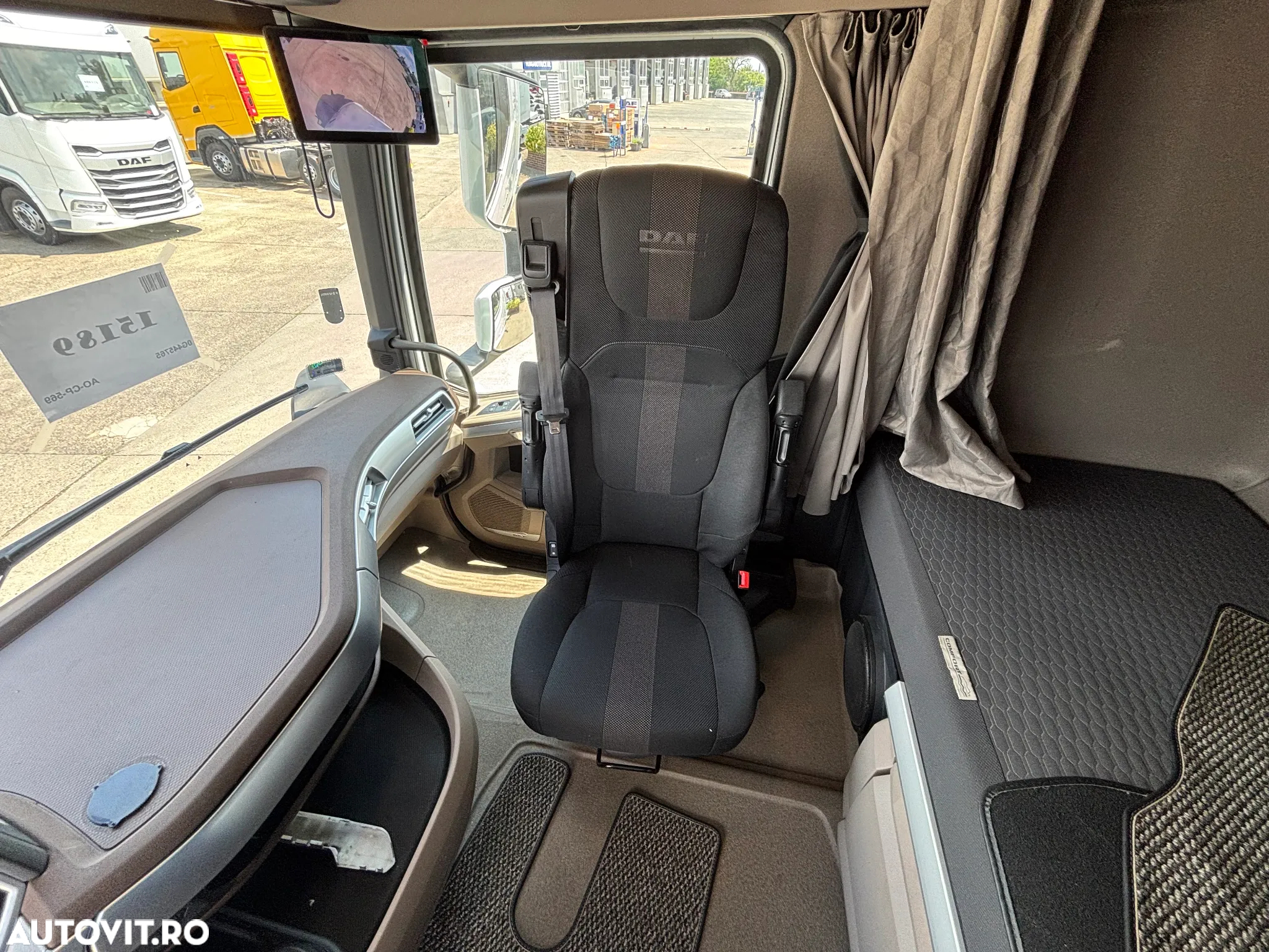 DAF XG+ Intarder - 10