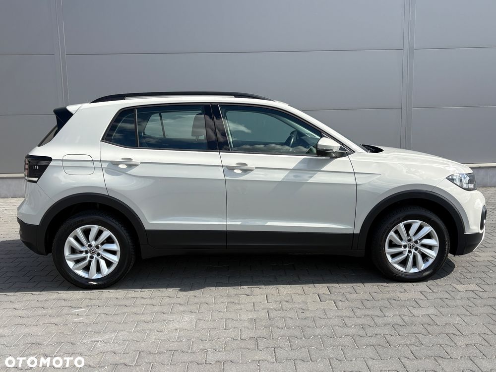 Volkswagen T-Cross - 17