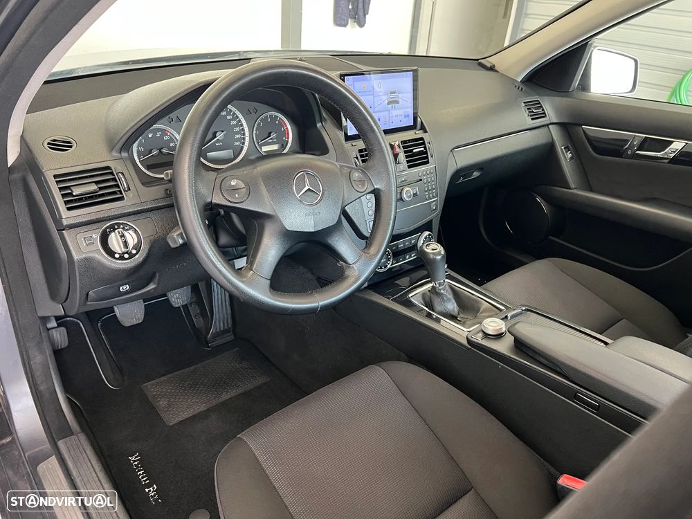Mercedes-Benz C 200 CDi Classic - 17