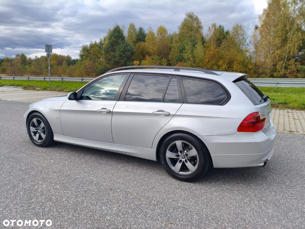 BMW Seria 3 320d DPF - 10